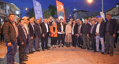 Binlerce Aydınlı Büyükşehir'in İftar Sofralarında Buluşmaya Devam Ediyor