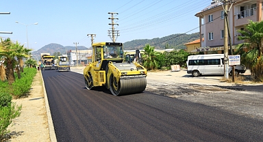 Büyükşehir, Ortaca’da Yol Bakım Çalışmaları Sürdürüyor