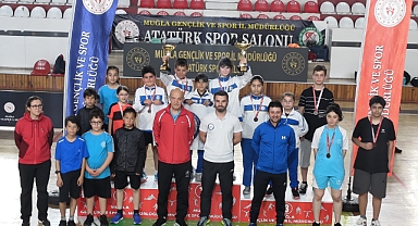 Büyükşehir Masa Tenisi Sporcularından Büyük Başarı