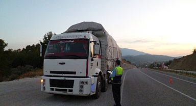Büyükşehir Zabıta Ekipleri 1060 Denetim Gerçekleştirdi