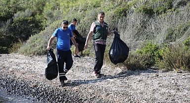 Gökova Körfezinde 40 Bin Kg Çöp Toplandı