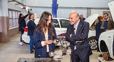 İzmirli Kadınlar Her Alanda “Usta”