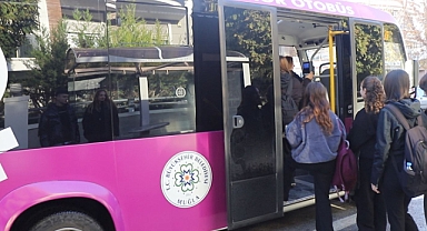 Kadınlar İstedikleri Yerde Otobüsten İnebilecek