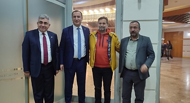 Kadem Özbay “Okullar Adeta Ahıra Çevrildi”