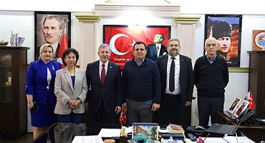 Milletvekili Selçuk Özdağ, Başkan Sezer Durmuş’u Ziyaret Etti