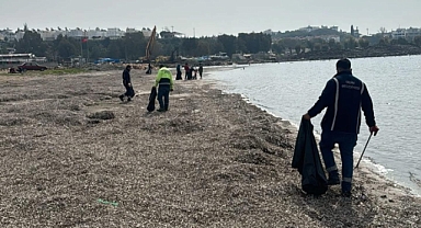 Mavişehir Sahili’nde Detaylı Temizlik Çalışması Yapıldı