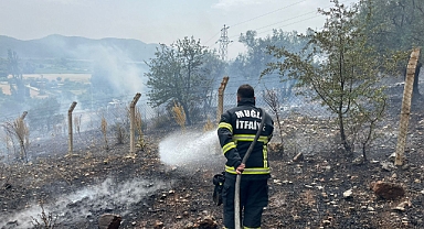 Büyükşehir Ekipleri 6 Ayda 380 Anız Yangınına Müdahale Etti