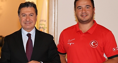 Büyükşehir Okçusu Haney Dünya Şampiyonu Oldu