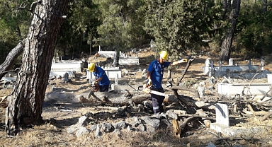 Muğla’da Mezarlıklar Temizleniyor, Aileler Isınıyor