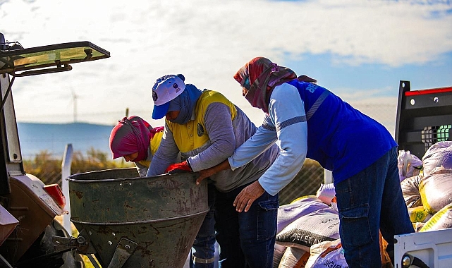 Didim’de Toprağın Bereketi Halkla Buluşuyor