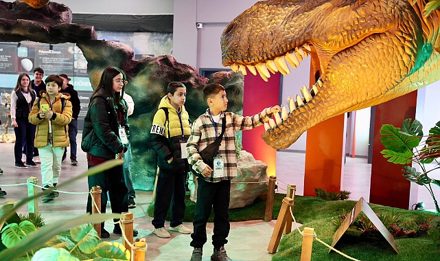 Didim Çocuk Meclisi’nden Bilim Merkezi Ziyareti