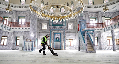 Didim’deki Camilerde Ramazan Öncesi Temizlik Çalışmaları Yoğunlaştırıldı
