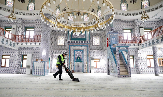 Didim’deki Camilerde Ramazan Öncesi Temizlik Çalışmaları Yoğunlaştırıldı